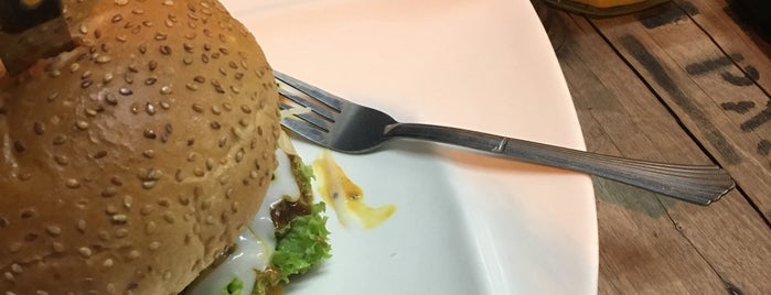 A&J Grill Burger is one of Makan @ PJ/Subang #13.