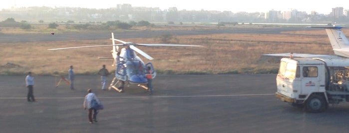 Bombay Flying Club is one of Active Spots (better ways to timepass).