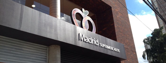Madrid Supermercado is one of Tempat yang Disukai Charles.