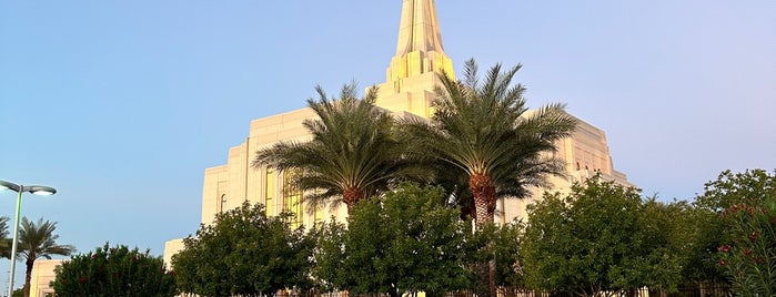 Gilbert Arizona Temple is one of Ashley's Favs.
