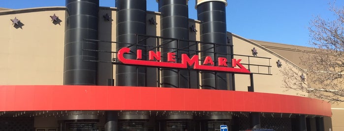 Cinemark is one of Orte, die Moheet gefallen.