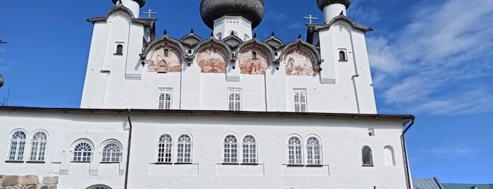 Спасо-Преображенский Соловецкий монастырь is one of Православные места.