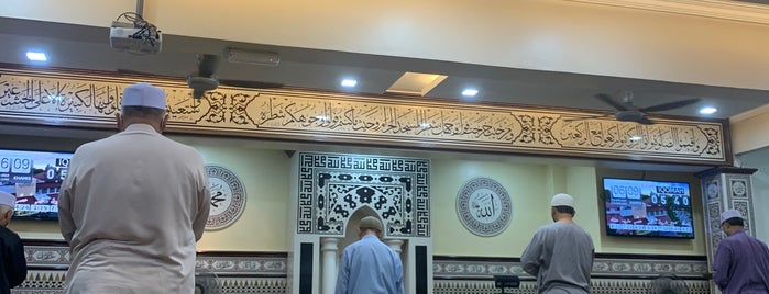 Surau Al Ittihadiyah is one of Masjid & Surau.