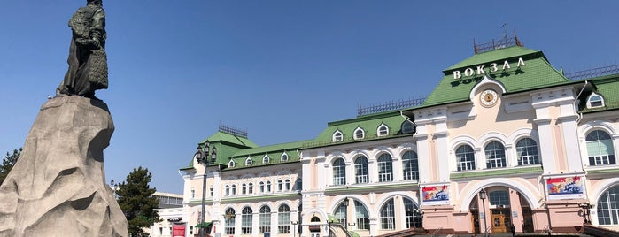 Привокзальная площадь is one of Хаб.