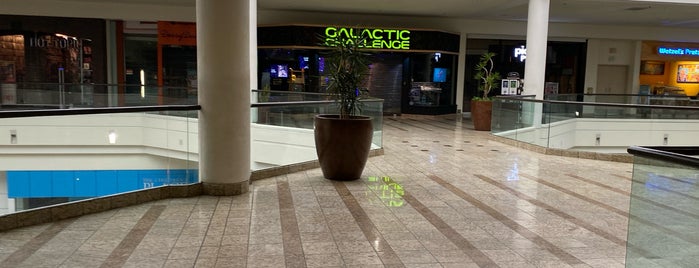 South Bay Galleria is one of RB.