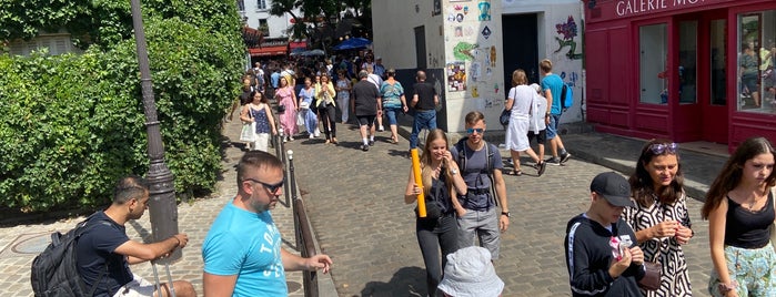 Place du Calvaire is one of Paris - Montmartre.