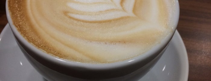 Coffea's Cafe is one of Lugares favoritos de TarkovskyO.