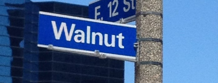Walnut Wednesdays is one of Lugares favoritos de John.