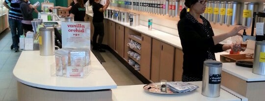 DAVIDsTEA is one of other countries.... ☆彡.