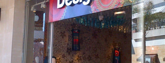 Desigual Parque Arauco is one of Jackさんのお気に入りスポット.