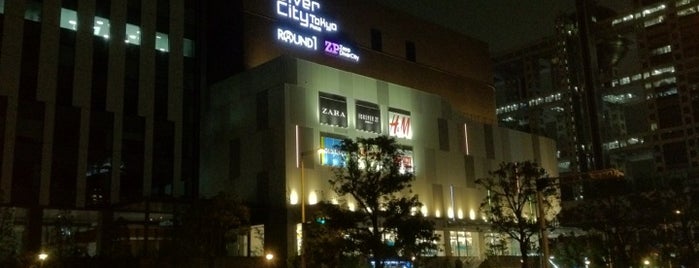 Round1 Stadium is one of DanceEvolution ARCADE 設置店.