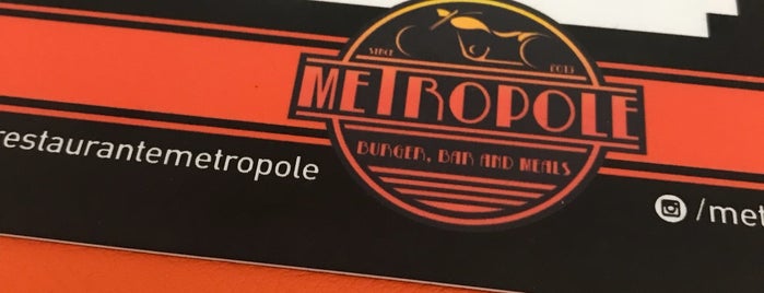 Restaurante Metrópole is one of สถานที่ที่ Fathima ถูกใจ.