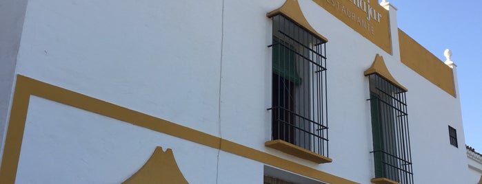 Hotel Caserio de Iznajar is one of Iznájar (Córdoba).