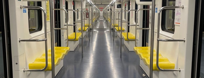 Metro Cologno Nord (M2) is one of The City.