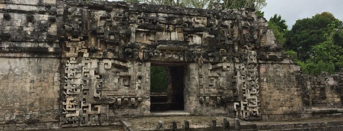 Zona Arqueológica Chicanná is one of Lugares por visitar.