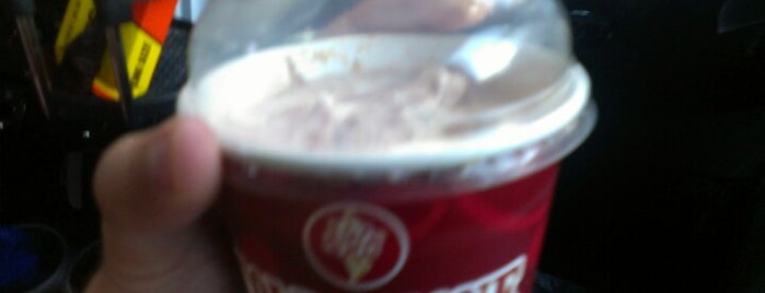 Cold Stone Creamery is one of Lieux qui ont plu à Shashank.