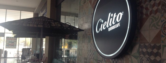 Cielito Querido Café is one of Lugares favoritos de Ricardo.