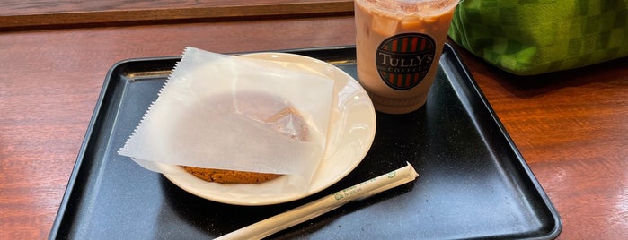 Tully's Coffee with Itoya is one of 座れるカフェ.