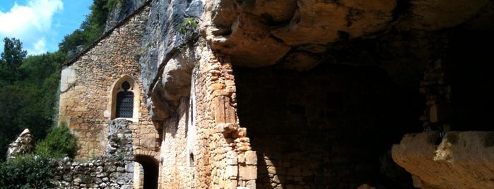 Village Troglodyte de la Madeleine is one of Bordeaux.