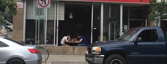 Noodle Bowl is one of Must-visit Food in Toronto.