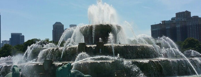 Clarence Buckingham Memorial Fountain is one of Top 20 Free Things to Do in Chicago.