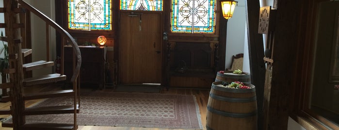 Twin Brook Winery is one of pennsylvania wineries.