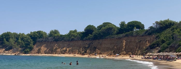 Mandraki beach is one of Skiathos.