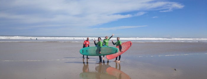 Costa Norte Surf is one of Tempat yang Disukai ENRIQUE.