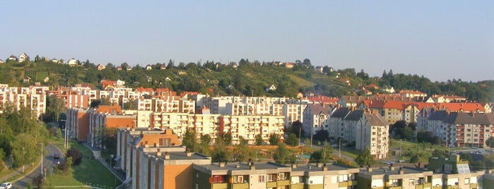 Kertváros is one of Sveta'nın Beğendiği Mekanlar.