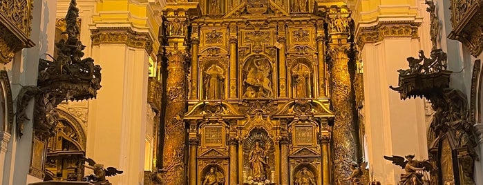 Iglesia de Santa Cruz is one of Sevilla & Andalusien.