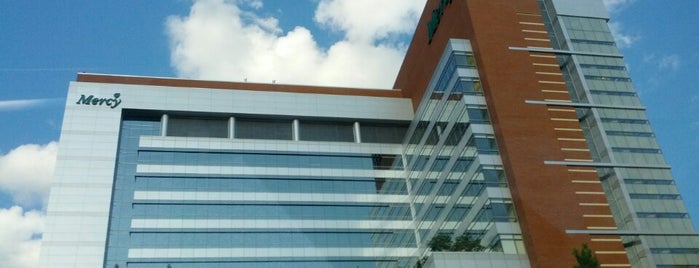 Mercy Medical Center: Bunting Center is one of สถานที่ที่ rick ถูกใจ.