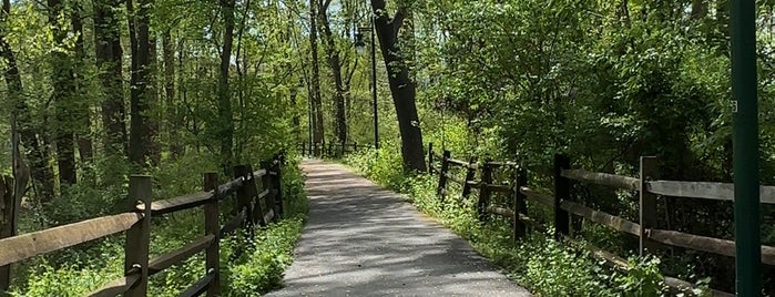 Pomeroy Trail At Cleveland Ave is one of Tempat yang Disukai Richard.