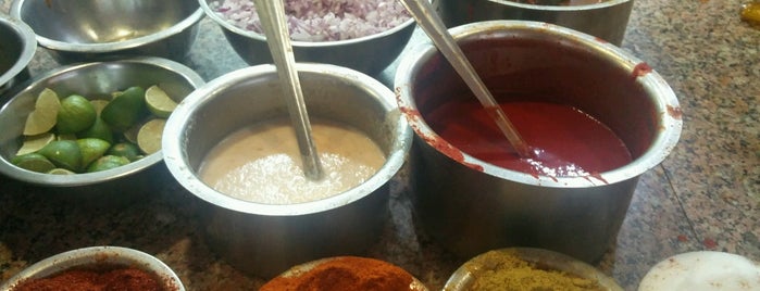 Vaibhav Restaurant is one of Kelvin'in Kaydettiği Mekanlar.