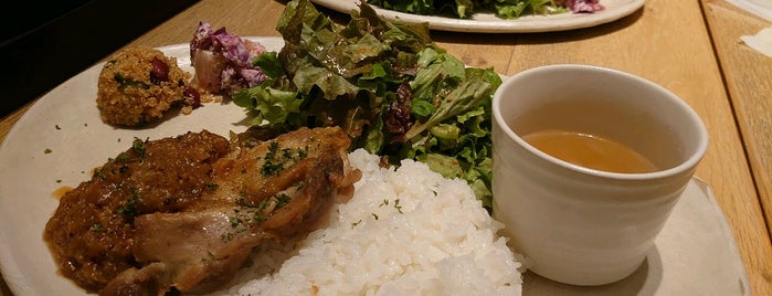 H.Q. CAFE is one of swiiitchさんのお気に入りスポット.