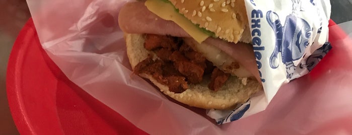 Dany Burger is one of El munchies.