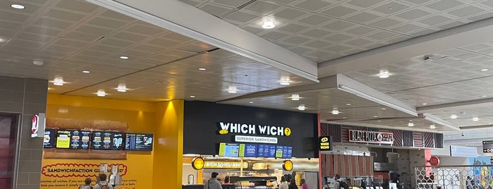 Which Wich? Superior Sandwiches is one of Restaurantes Visitados.