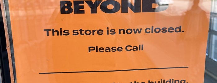 Bed Bath & Beyond is one of Recent Closures.