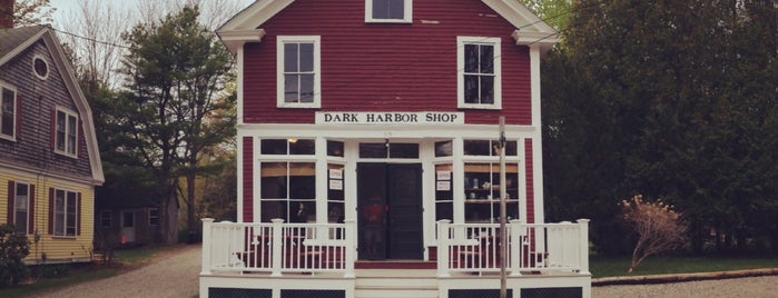 Dark Harbor Shop is one of Maine todo.