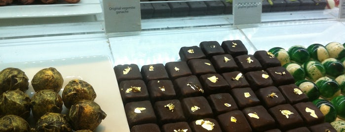 Shocolate Master Chocolatiers is one of Foodie Tour! S-Z.