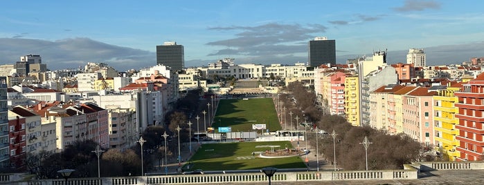 Parque da Fonte Luminosa is one of Lisbon DO.