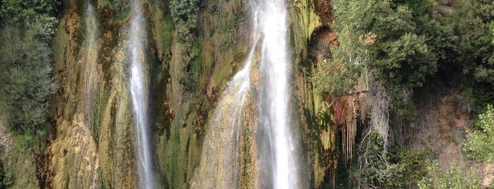 Sillans La Cascade is one of Tempat yang Disukai Ludovic.