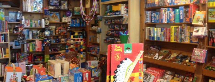 Ark Toy Store is one of SF Shopping.