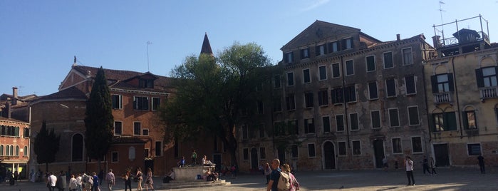 Campo San Polo is one of Venice.