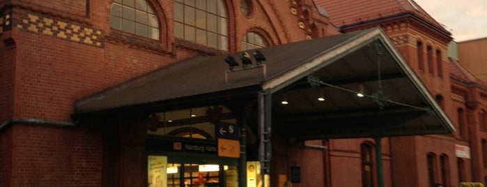 Bahnhof Hamburg-Harburg is one of Bahnhöfe Deutschland.