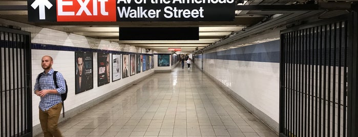 MTA Subway - Canal St (A/C/E) is one of สถานที่ที่ Jason ถูกใจ.