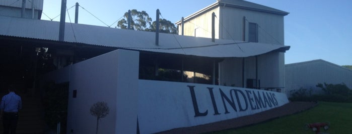 Lindeman's Wine Estate is one of Orte, die Bernard gefallen.