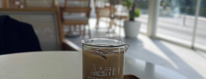 Meet Lab Coffee is one of Lieux sauvegardés par B.