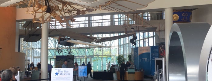 The Museum of Flight is one of สถานที่ที่ Kelly ถูกใจ.