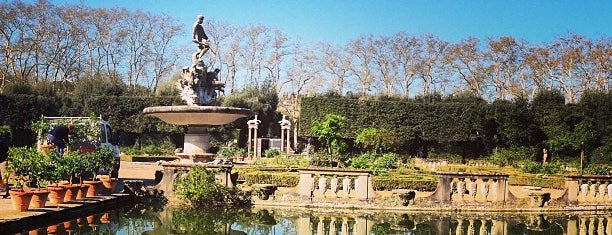 Fontana dell'Isola is one of Florence.