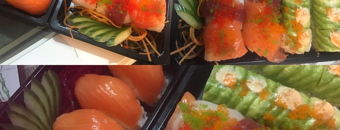 Kazoku sushi bar is one of Iraklisさんの保存済みスポット.